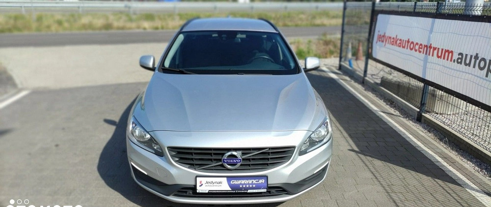 Volvo V60 cena 51800 przebieg: 246200, rok produkcji 2017 z Wleń małe 301